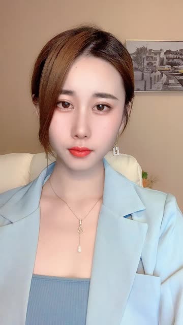 18:10来自快手莫--无 关注c查看更多a相册查看更多a周志兴lucky小伊姐